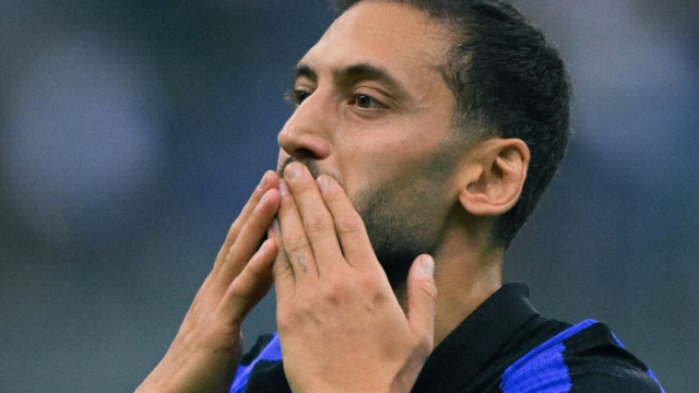 Hakan Calhanoglu, centrocampista dell'Inter. Foto &copy; Inter