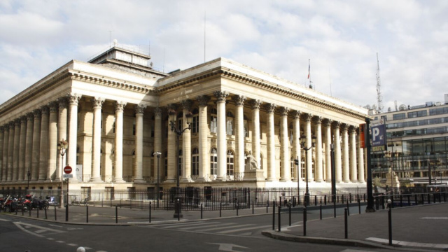 il Palazzo Brongniart, sede storica della Borsa di Parigi .jpg