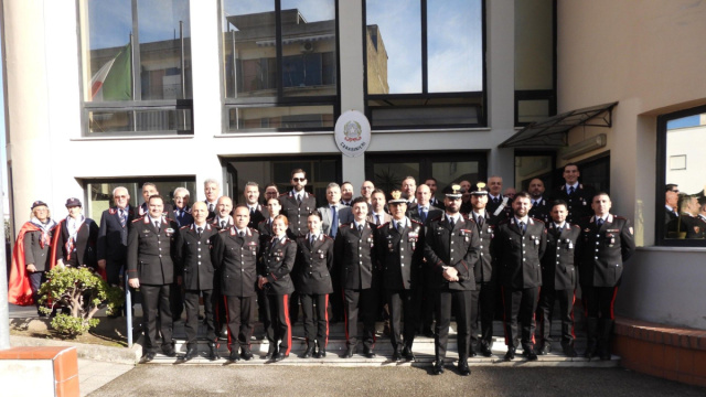 IL COMANDANTE GENERALE DEI CARABINIERI VISITA LA CASERMA DI CAIVANO &copy; Creative Commons