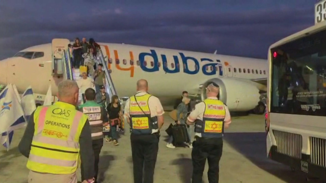 Il volo FlyDubai atterrato all'aeroporto internazionale Ben Gurion ... &copy; Creative Commons