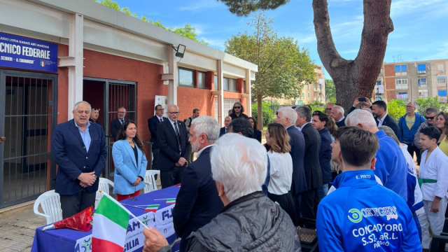 La ministra per le disabilit&agrave; Locatelli visita la palestra ... &copy; Creative Commons