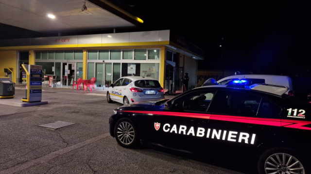Ladri al bar di un distributore di carburante sulla Caorsana ... &copy; Creative Commons