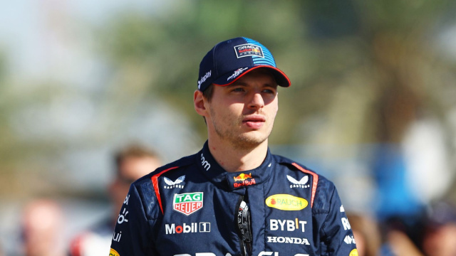 Max Verstappen scende in pista in Bahrain con un orologio da corsa ... &copy; Creative Commons
