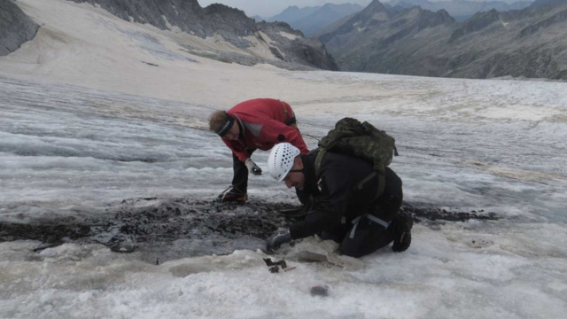 Resti di un Soldato Imperiale Ritrovati sul Crozzon di Lares: Un ... &copy; Creative Commons