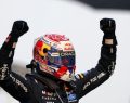 Max Verstappen conquista la Malesia