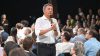 Renzi dalla Leopolda: 'Centristi e riformisti di FI, venite con noi'