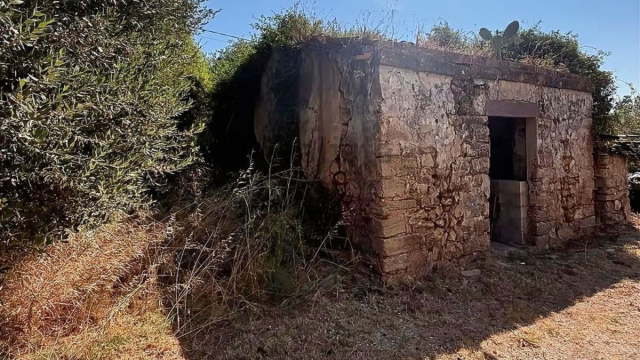 Case rustiche da ristrutturare in vendita a fertilia maristella ... &copy; Creative Commons