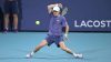 De Minaur in finale a Pechino: Hurkacz si ritira per infortunio