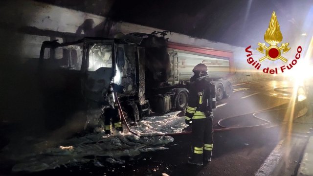 Camion in fiamme sulla A12 Genova-Sestri: chiuso un tratto &copy; Creative Commons