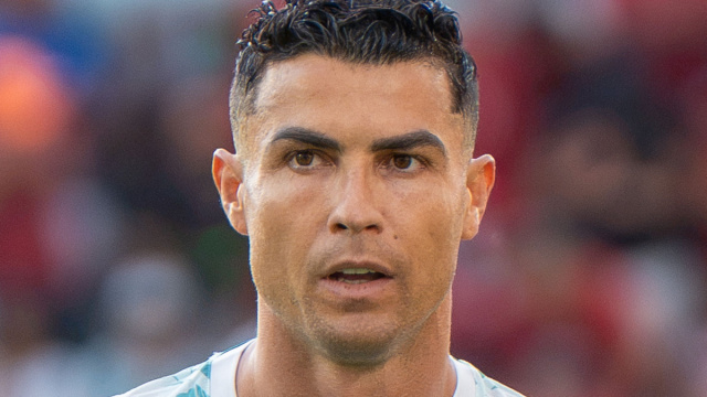 Cristiano_Ronaldo_Croatia_v_Portugal_2_July_2026-075_(cropped).jpg