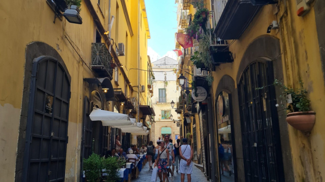 Salerno: cosa vedere in mezza giornata - In viaggio con Cip e Ciop &copy; Creative Commons