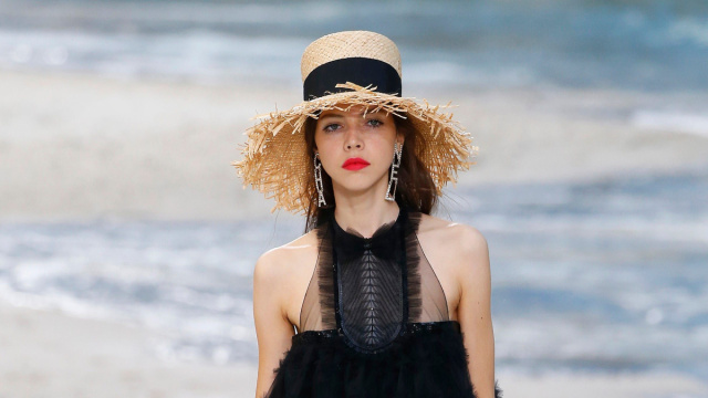 Chanel Primavera estate 2019: le immagini e i look pi&ugrave; belli della ... &copy; Creative Commons