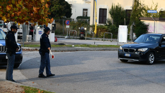 LECCO: PROSEGUE L'ATTIVITA' DI CONTROLLO DELLA POLIZIA DI STATO ... &copy; Creative Commons