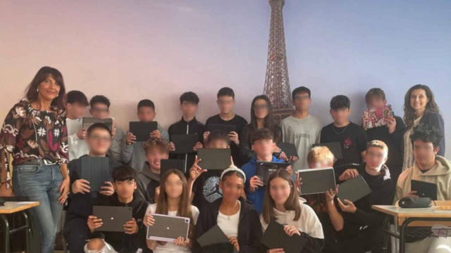 Consegnati i tablet alle classi "senza zaino" del Pascal-Comi-Forti &copy; Creative Commons