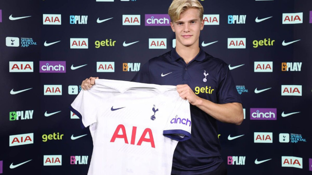 Lucas Bergvall, centrocampista del Tottenham. Foto &copy; Tottenham