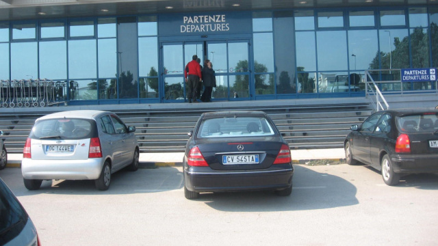 Molise isolato dagli aeroporti: la Uil chiede autobus per ... &copy; Creative Commons