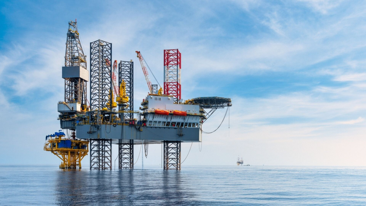 Per R Petrolio vola oltre il 5% per timori su Iran, Brent a 105 dollari
