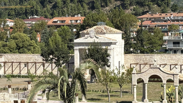 ALA EST DI PALAZZO SALADINI PILASTRI E I SUOI SALONI  Giornate FAI &copy; Creative Commons