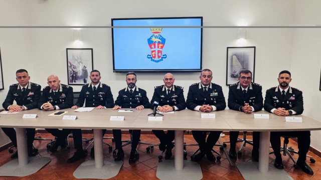 Carabinieri, otto ufficiali lasciano Reggio Calabria: il saluto ... &copy; Creative Commons