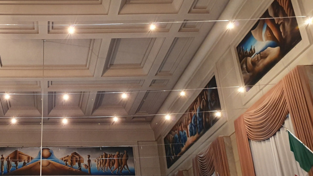 File:Palazzo di Citt&agrave;, Pescara (interior).jpg - Wikipedia &copy; Creative Commons