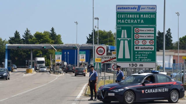 Civitanova Marche &ndash; Truffa del finto carabiniere, i truffatori ... &copy; Creative Commons