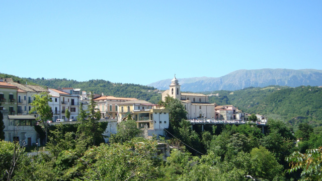 Lettomanoppello - Wikipedia &copy; Creative Commons