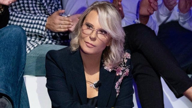 Maria De Filippi conduttrice di C'&egrave; Posta per te &copy; C'&egrave; Posta per te / Mediaset.