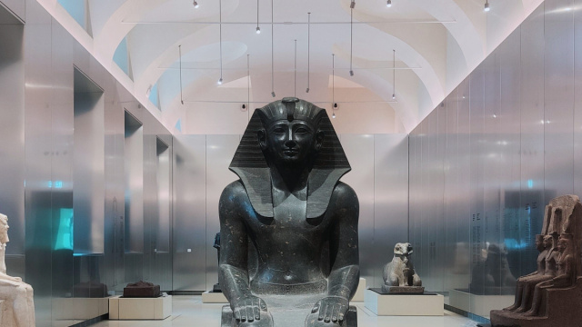 Art Snapshot: The Egyptian Museum in Turin comes packaged in a ... &copy; Creative Commons