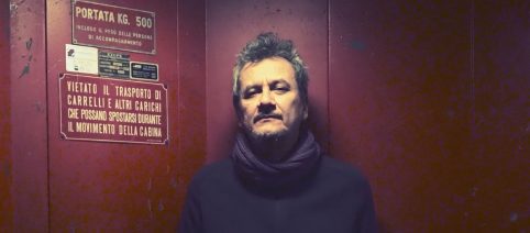 Addio a Carlo Arturo Sigon, regista di La cura del gorilla