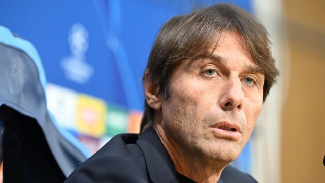 Antonio Conte, allenatore del Napoli. Foto &copy; Napoli