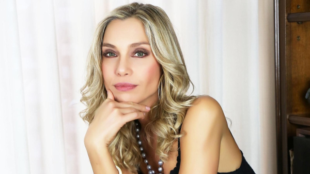 Monica Marangoni, il sorriso della saggezza in tv che mancava agli ... &copy; Creative Commons