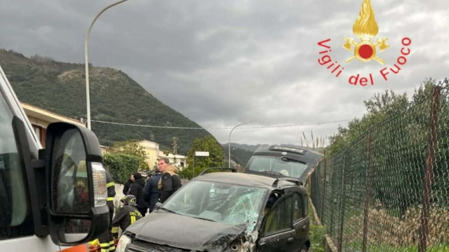 Incidente a Lamezia Terme - &copy; Vigili del Fuoco