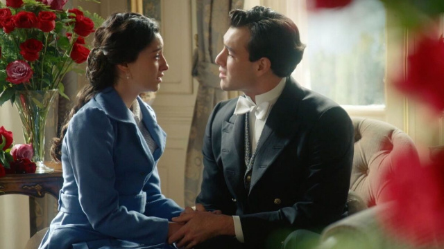 Angela e Curro de La Promessa &copy; Mediaset.