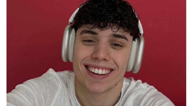 In foto Riccardo, allievo di Amici &copy; Instagram