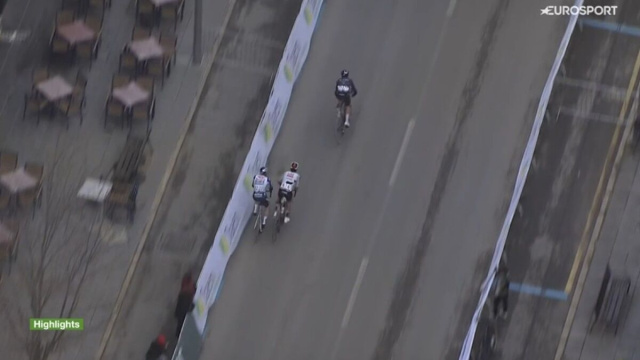 La caduta di Van Gils alla Clasica Jaen - &copy; Screenshot Eurosport