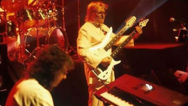 Le Orme in concerto nel 2001 (Wikimedia Commons).