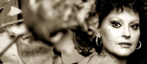 Si è spenta Angela Luce, leggenda della musica e del cinema napoletano