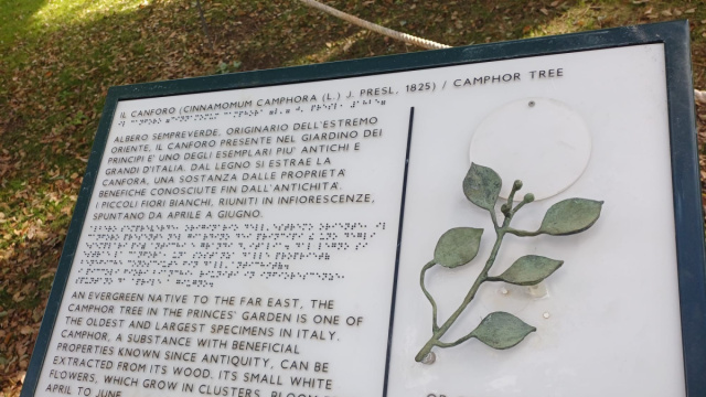 Capodimonte per tutti': i nuovi percorsi accessibili. Pannelli ... &copy; Creative Commons