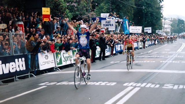 21 marzo 1992, Sean Kelly precede Moreno Argentin @Wikimedia Commons
