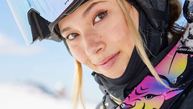 Eileen Gu &ndash; Faction Skis &copy; Creative Commons