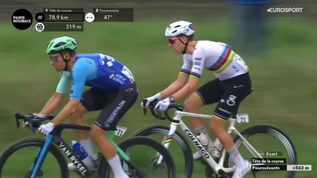 Tadej Pogacar alla Parigi Roubaix - &copy; Screenshot Eurosport