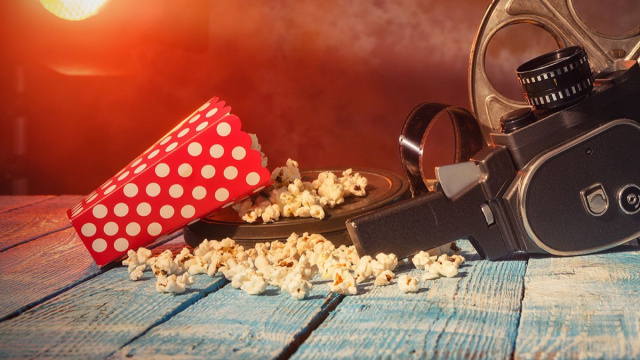 Movie lovers can watch films for credit in LITE 216: Film ... - kellogg.edu