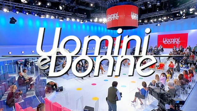 Uomini e Donne, la Cipollari si arrabbia