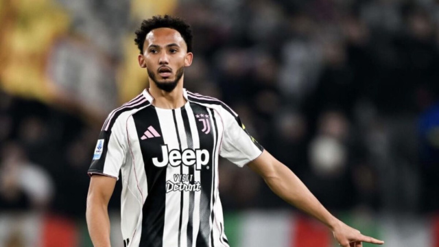 Lloyd Kelly - &copy;️ Instagram LloydKelly_