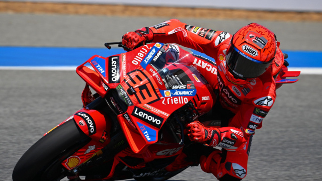 Marc M&aacute;rquez - Shoei Europe &copy; Creative Commons