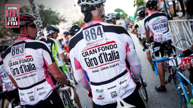 Giro d'Italia Ride Like a Pro &copy; Creative Commons