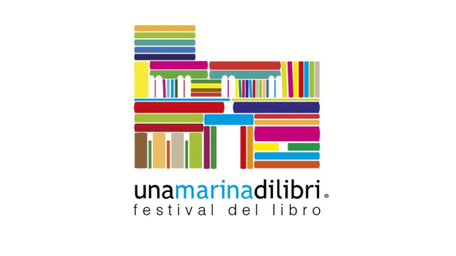 Una marina di libri (la locandina ufficiale).
