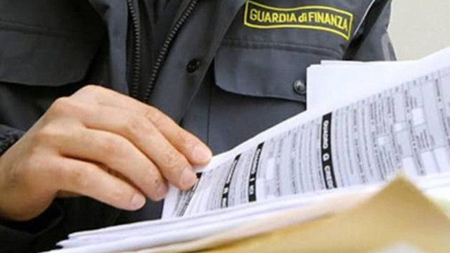 Foto d'archivio @ pagina "Il pappagallo"