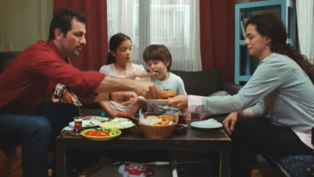 Arif, Bahar e i bambini © La forza di una donna - Kadın