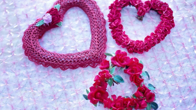 Decorazioni a forma di cuore (&copy;pixabay.com)